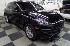 2016 Porsche Macan Turbo 